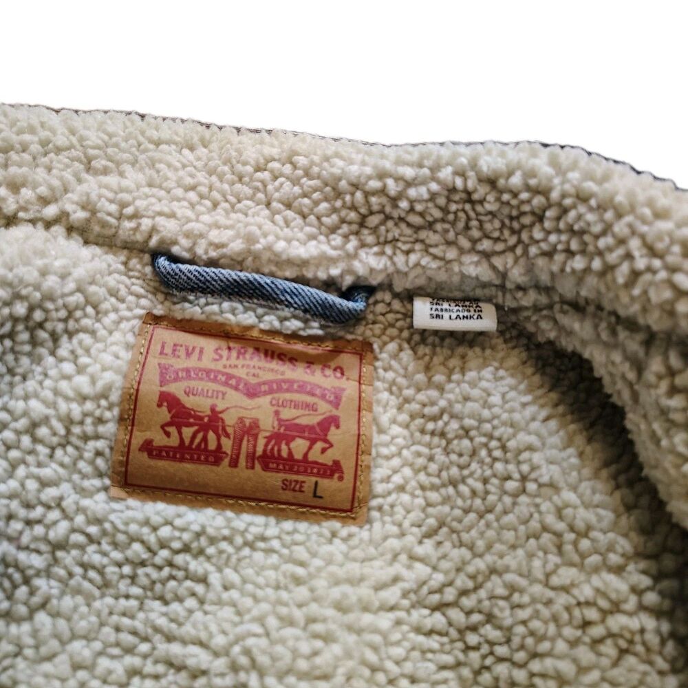 Levi’s Sherpa Lined Denim Trucker Jacket Women’s Large Blue Jean Coat Classic - Picture 9 of 9